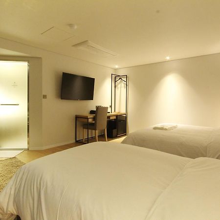 Hotel Londoner Hwamyeong Busan Exterior foto