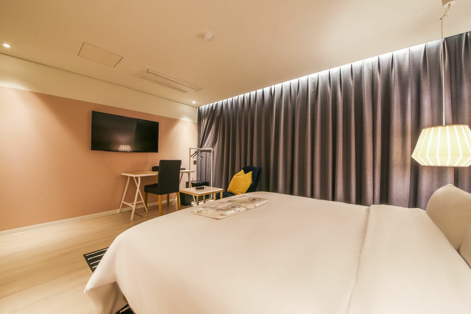 Hotel Londoner Hwamyeong Busan Exterior foto