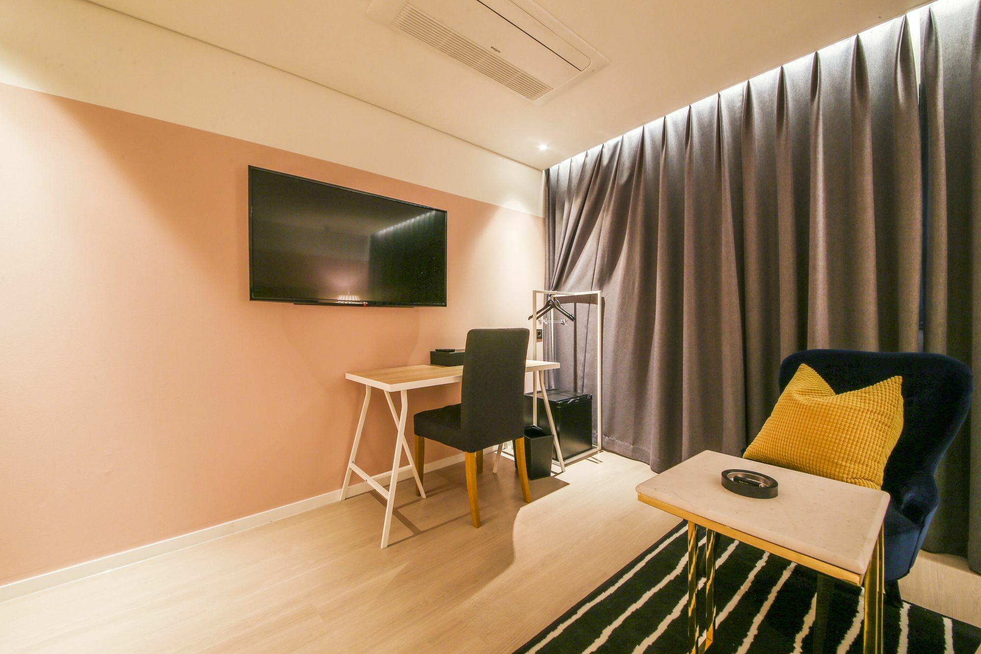 Hotel Londoner Hwamyeong Busan Exterior foto